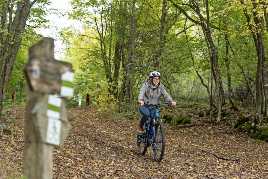 A projekt a családok és sportolók számára fejleszt kerékpáros és hegyi kerékpáros útvonalakat a fővároshoz közeli hegyekben.